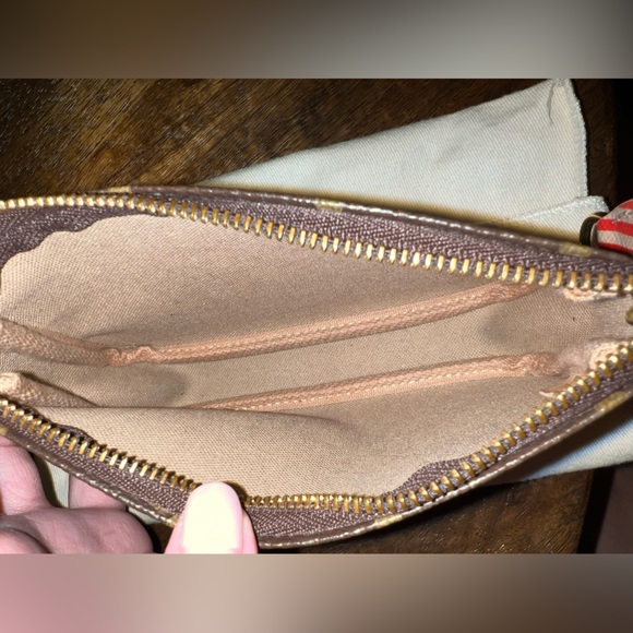 Pre-loved Louis Vuitton Limited Edition Trunks Edition Monogram Mini Pochette - Picture 10 of 10
